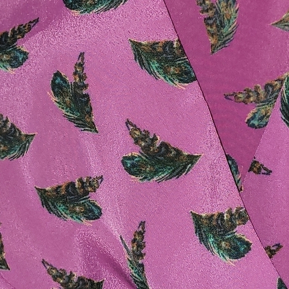 BEAUTIFUL Soft Crossover Wrap Pink Peacock Feather Tie Back Tank Blouse XS - Picture 2 of 10